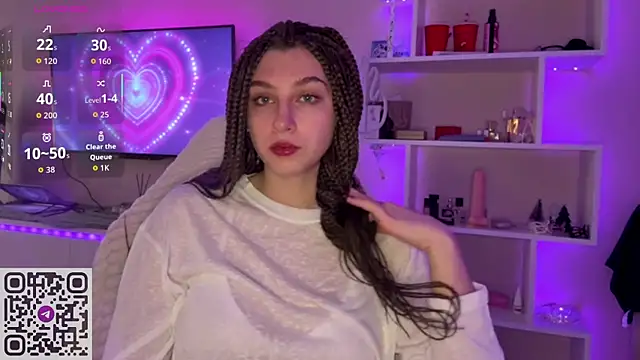 Olivia 132 online show from May 1, 2026, 8:08 am