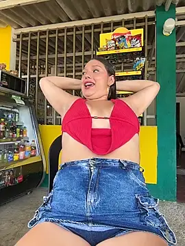 Snapshot of Naughty-Samanta- chatting on June 17, 2026, 1:43 pm Naughty-Samanta- online show from June 17, 2026, 1:43 pm