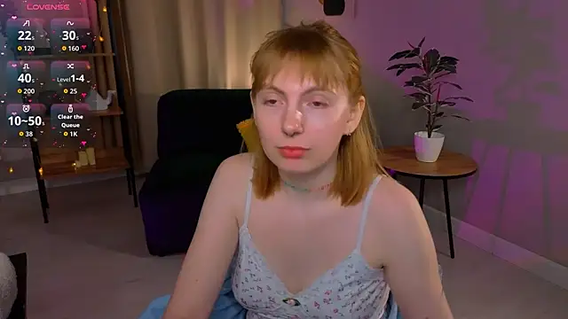 Snapshot of susie_miu chatting on March 28, 2026, 6:03 am susie miu online show from March 28, 2026, 6:03 am