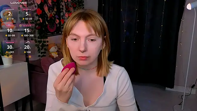 Snapshot of susie_miu chatting on April 10, 2026, 5:36 am susie miu online show from April 10, 2026, 5:36 am