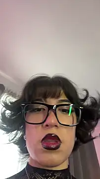 Liana Fem  online show from May 21, 2026, 2:14 pm