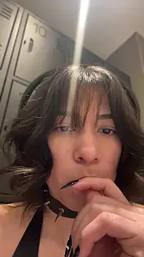 Liana Fem  online show from May 3, 2026, 7:28 pm