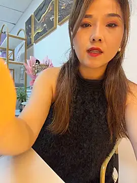 Snapshot of Xiaoxiao-y chatting on June 15, 2026, 9:20 am Xiaoxiao-y online show from June 15, 2026, 9:20 am
