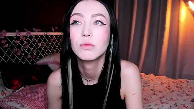 Snapshot of lizaa_breeze chatting on July 10, 2026, 6:41 pm lizaa breeze online show from July 10, 2026, 6:41 pm
