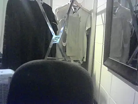 Snapshot of Relk130p chatting on June 30, 2026, 5:18 am Relk130p online show from June 30, 2026, 5:18 am