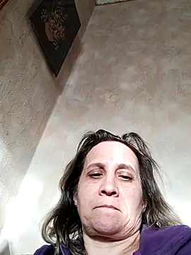 KatieLove133 online show from April 14, 2026, 3:50 pm