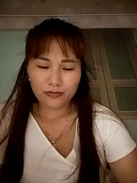 Snapshot of Lucxy-ki6 chatting on August 5, 2026, 3:50 pm Lucxy-ki6 online show from August 5, 2026, 3:50 pm