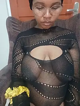 Hotsexyberry222 online show from July 23, 2026, 6:59 pm