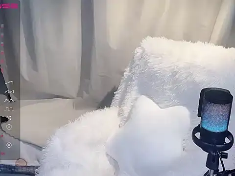 --mini-- online show from March 22, 2026, 2:07 pm