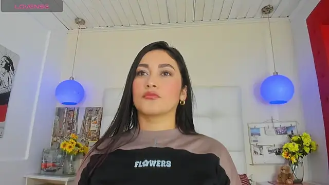 Tatiana24  online show from April 23, 2026, 9:05 pm