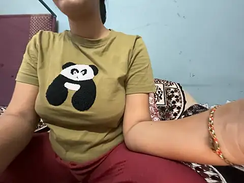 Snapshot of Noor_Sexy02 chatting on May 15, 2026, 1:53 pm Noor Sexy02 online show from May 15, 2026, 1:53 pm