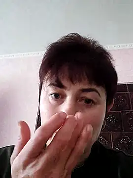 Snapshot of valeryXmur chatting on April 14, 2026, 7:46 am valeryXmur online show from April 14, 2026, 7:46 am