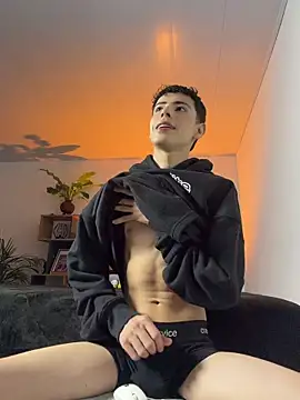 Snapshot of SebastianReed_ chatting on May 15, 2026, 2:53 am SebastianReed online show from May 15, 2026, 2:53 am