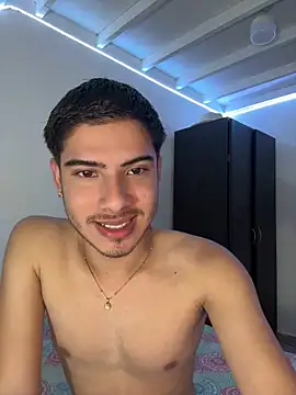 Snapshot of ApoloGray__ chatting on May 25, 2026, 7:56 pm ApoloGray online show from May 25, 2026, 7:56 pm