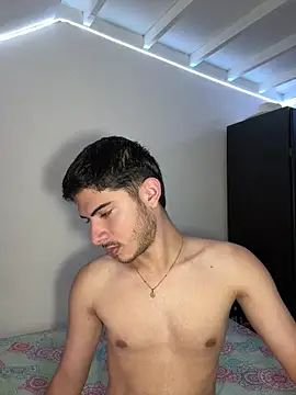 Snapshot of ApoloGray__ chatting on May 26, 2026, 7:23 pm ApoloGray online show from May 26, 2026, 7:23 pm