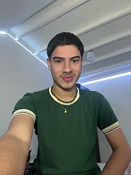 Snapshot of ApoloGray__ chatting on May 21, 2026, 8:50 pm ApoloGray online show from May 21, 2026, 8:50 pm