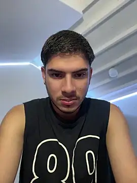 Snapshot of ApoloGray__ chatting on May 14, 2026, 9:56 pm ApoloGray online show from May 14, 2026, 9:56 pm