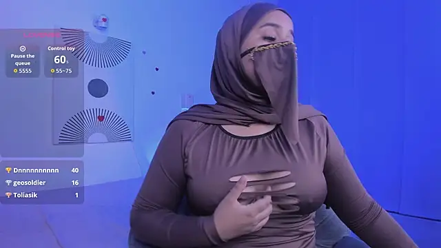 Snapshot of Aminaa_Kaarim chatting on July 11, 2026, 1:17 am Aminaa Kaarim online show from July 11, 2026, 1:17 am