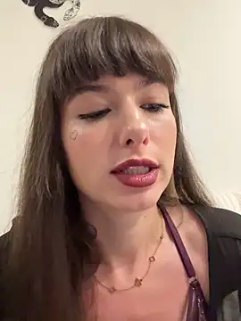 xsugarbabe online show from April 11, 2026, 5:49 pm