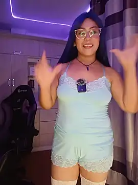 Snapshot of PiscisGirl chatting on June 16, 2026, 6:02 am PiscisGirl online show from June 16, 2026, 6:02 am