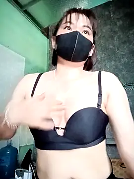 HaChi033 online show from March 19, 2026, 12:10 am