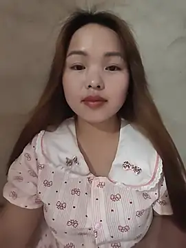 Snapshot of Mina_xYx chatting on May 26, 2026, 8:56 am Mina xYx online show from May 26, 2026, 8:56 am