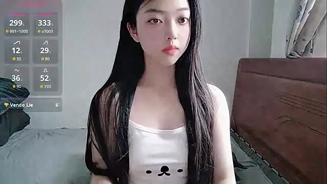 oblakitty  online show from May 30, 2026, 12:39 am