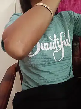 aushi rajput online show from May 8, 2026, 5:33 am