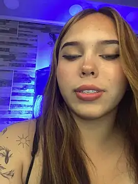 Snapshot of lunacandy_0 chatting on June 10, 2026, 12:01 am lunacandy 0 online show from June 10, 2026, 12:01 am