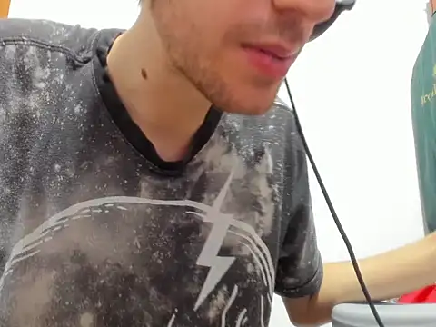 4rthurTV online show from April 18, 2026, 4:20 pm