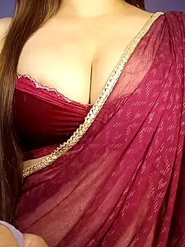 Snapshot of Samaira_Hotty chatting on March 28, 2026, 12:17 pm Samaira Hotty online show from March 28, 2026, 12:17 pm