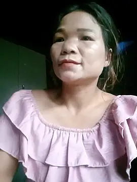 Snapshot of maymay121 chatting on July 16, 2026, 1:02 am maymay121 online show from July 16, 2026, 1:02 am