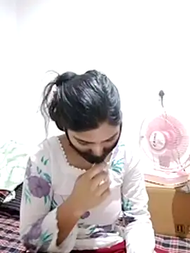 Snapshot of Jyoti_hot66 chatting on May 3, 2026, 5:45 am Jyoti hot66 online show from May 3, 2026, 5:45 am