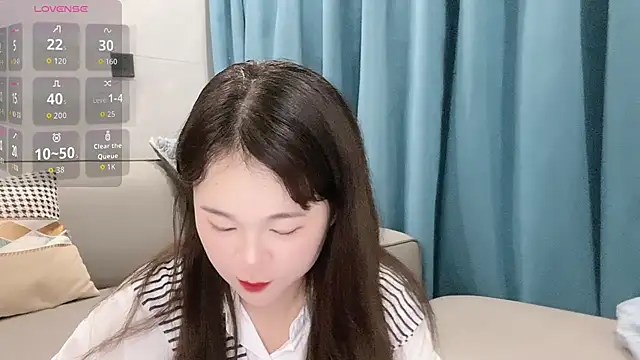 Tingting-Love online show from April 13, 2026, 5:33 am