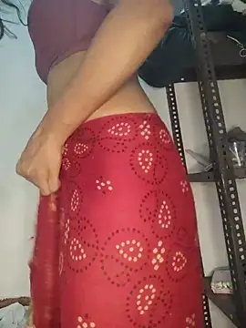 Snapshot of Candyy_crushh chatting on June 26, 2026, 4:24 pm Candyy crushh online show from June 26, 2026, 4:24 pm