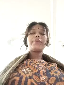 Candyy crushh online show from May 9, 2026, 3:37 pm