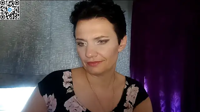 Snapshot of HotMamaQueen234 chatting on June 11, 2026, 11:07 am HotMamaQueen234 online show from June 11, 2026, 11:07 am