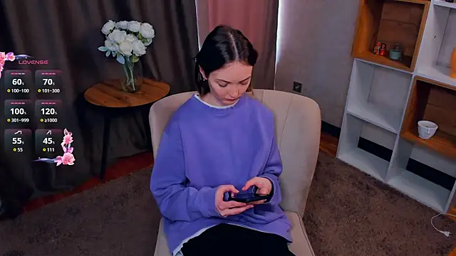 JulieChesnut online show from March 17, 2026, 7:22 am