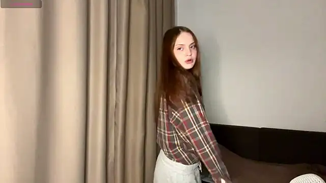 SparkSkarlet online show from April 21, 2026, 4:46 pm