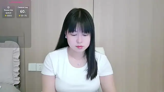 maomao-mao online show from March 21, 2026, 12:42 pm