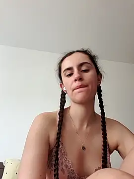 starlight mo online show from May 12, 2026, 2:34 pm