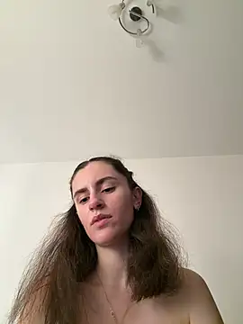 Snapshot of starlight_mo chatting on July 1, 2026, 4:51 pm starlight mo online show from July 1, 2026, 4:51 pm