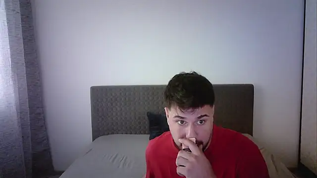 Snapshot of Gianiboy99 chatting on May 2, 2026, 3:17 pm Gianiboy99 online show from May 2, 2026, 3:17 pm