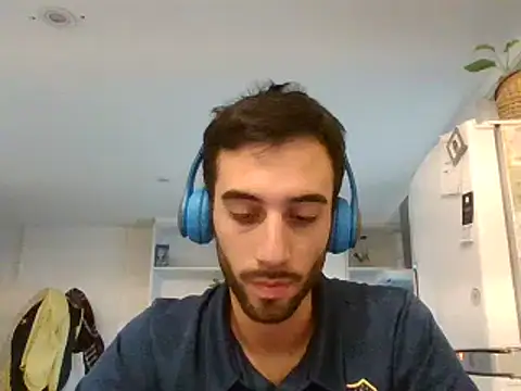 SantinnoVale online show from April 20, 2026, 12:02 am