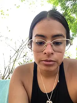 lucirganaxxx online show from June 12, 2026, 2:48 pm