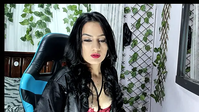 heaven hell0808 online show from April 27, 2026, 9:35 pm