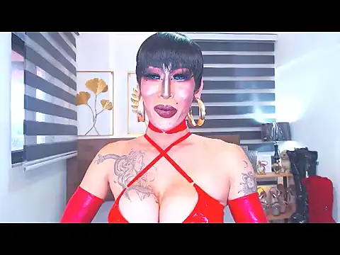 Snapshot of DominateMistressTania chatting on June 18, 2026, 2:32 am DominateMistressTania online show from June 18, 2026, 2:32 am