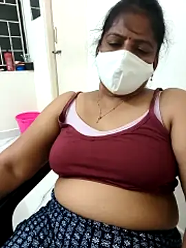 Snapshot of tamil_manjalmaami chatting on May 11, 2026, 4:04 pm tamil manjalmaami online show from May 11, 2026, 4:04 pm