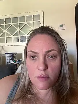 Snapshot of 1SexyQueen chatting on March 28, 2026, 6:09 pm 1SexyQueen online show from March 28, 2026, 6:09 pm