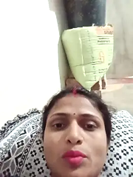 Snapshot of Leelaaji chatting on April 7, 2026, 5:59 pm Leelaaji online show from April 7, 2026, 5:59 pm